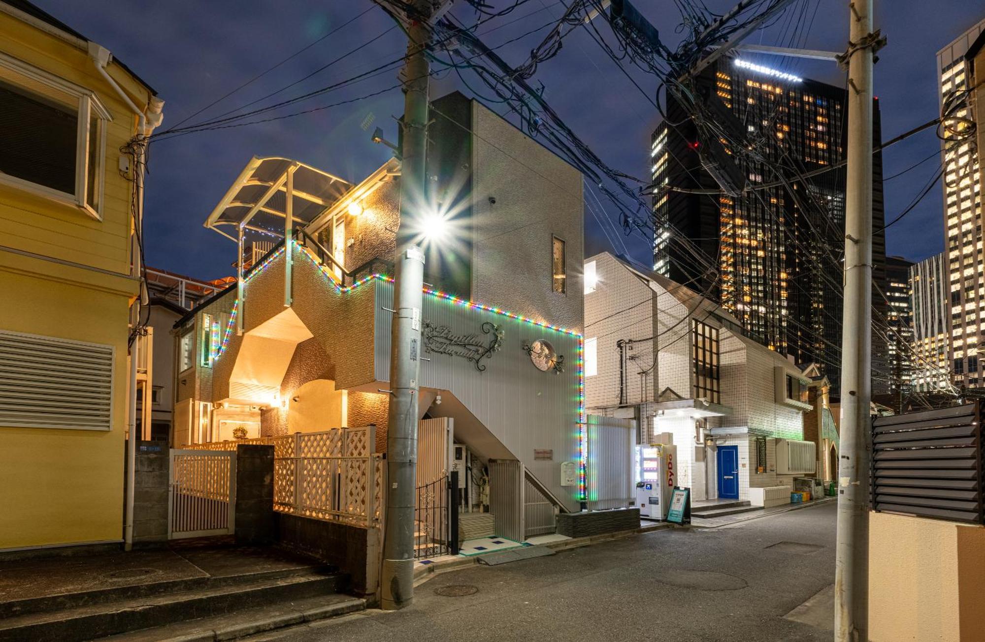 Papillon Paradis Nishi-Shinjuku Tokyo Exterior photo